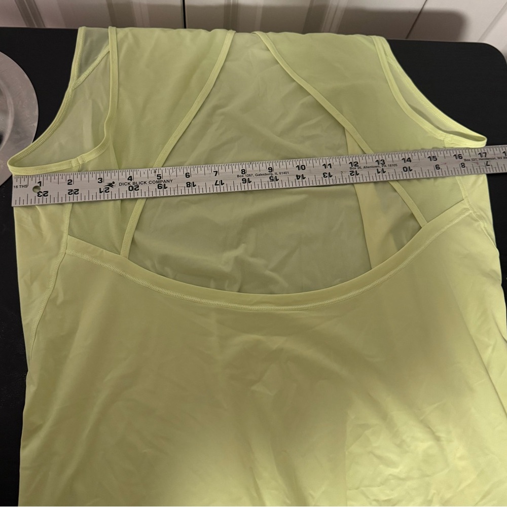 Lululemon For the Run Tank Light Neon Yellow (probably size 10) - Picture 5 of 5